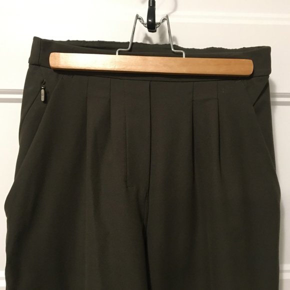 Essential High-Rise Trouser - Picture 5 of 7